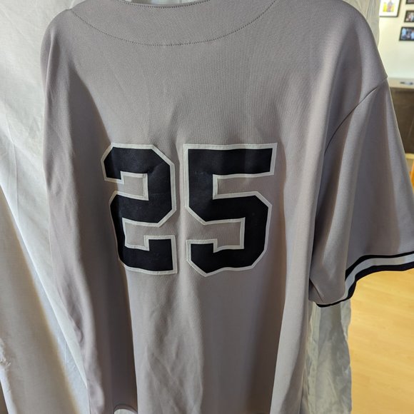 MAJESTIC YANKEES #25 GLEYBER TORRES AWAY JERSEY - 2X - Picture 7 of 9